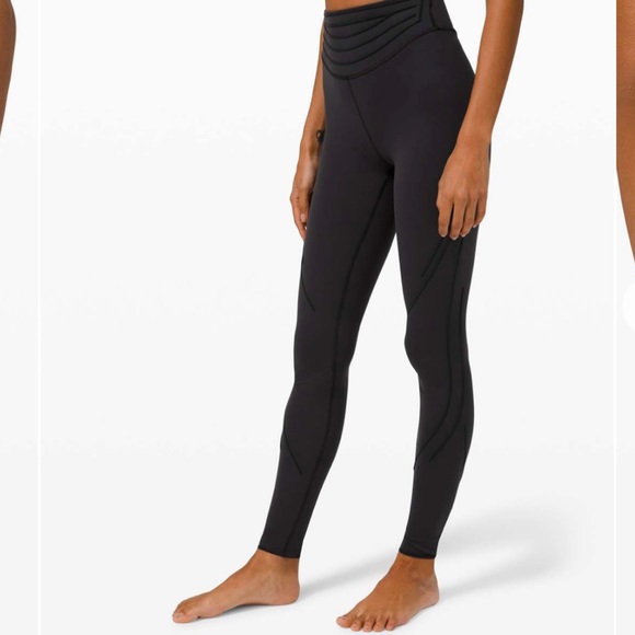 🫶🏼SOLD🫶🏼Lululemon Get in Line Super High-Rise Tight 28" - Picture 3 of 7